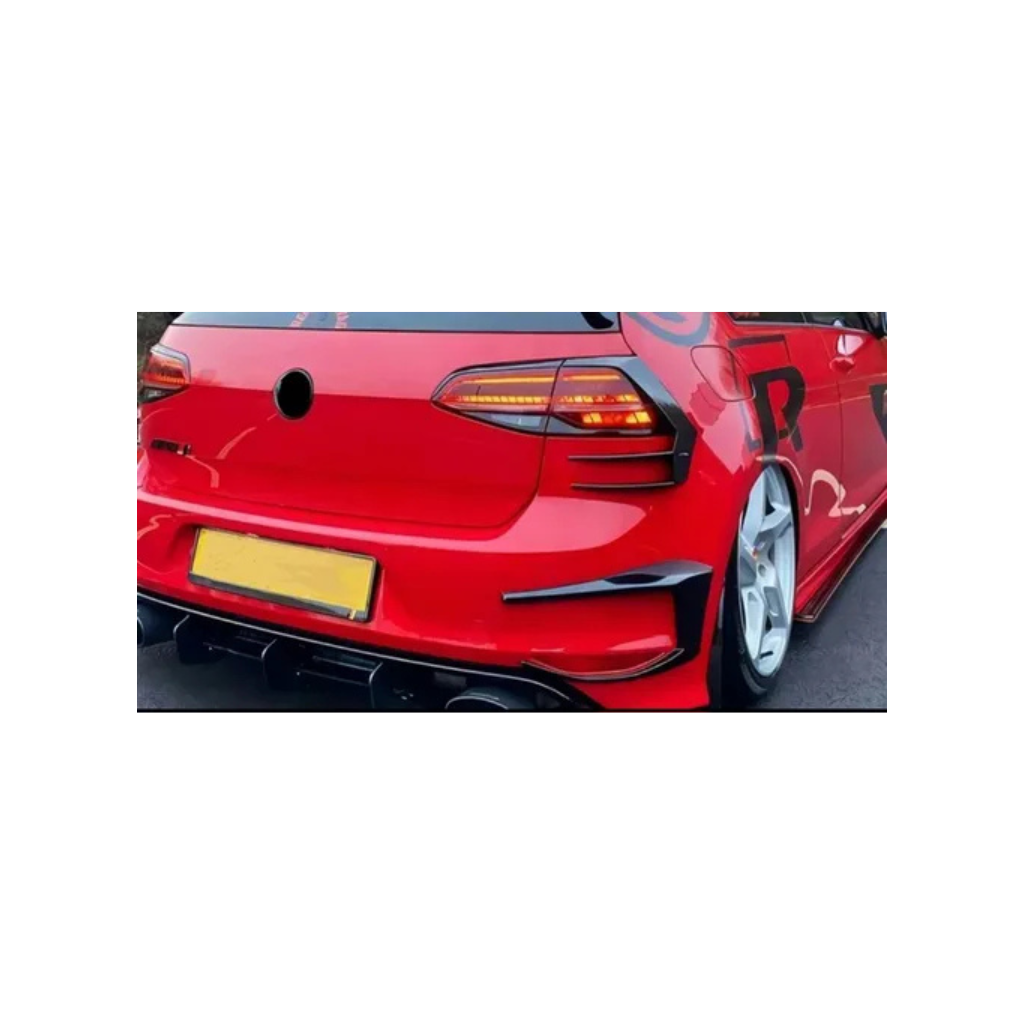 Marco Embellecedor Facia Trasera GOLF 2020 - Embellesedores