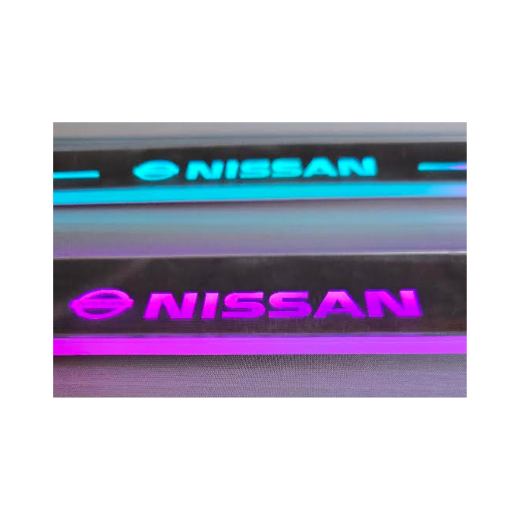 Moldura Iluminada Logo Nissan - Acrilonitrilo butadieno estireno (ABS) - Moldura led